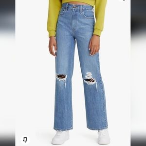 Levi's High-Waisted Straight Jeans - Size 28